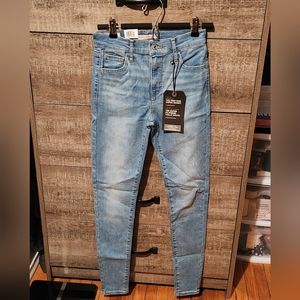Levis high rise skinny